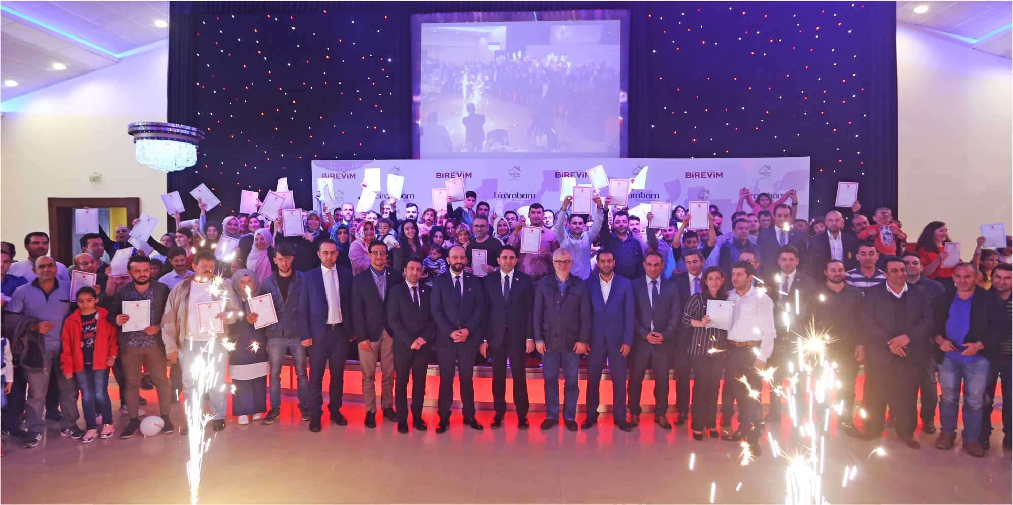 Birevim 1. Toplu Teslim Töreninde 100 Aileye Aynı Anda Teslimat